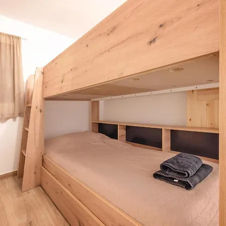 2 Bedroom In *