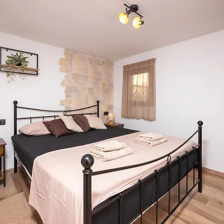 2 Bedroom In
